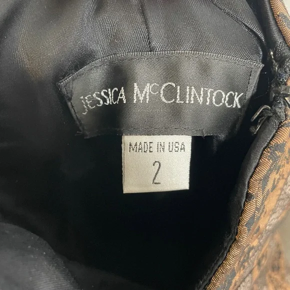 Jessica McClintock Bronze and black Tapestry fitted gown with high slit size 2 - Picture 3 of 5